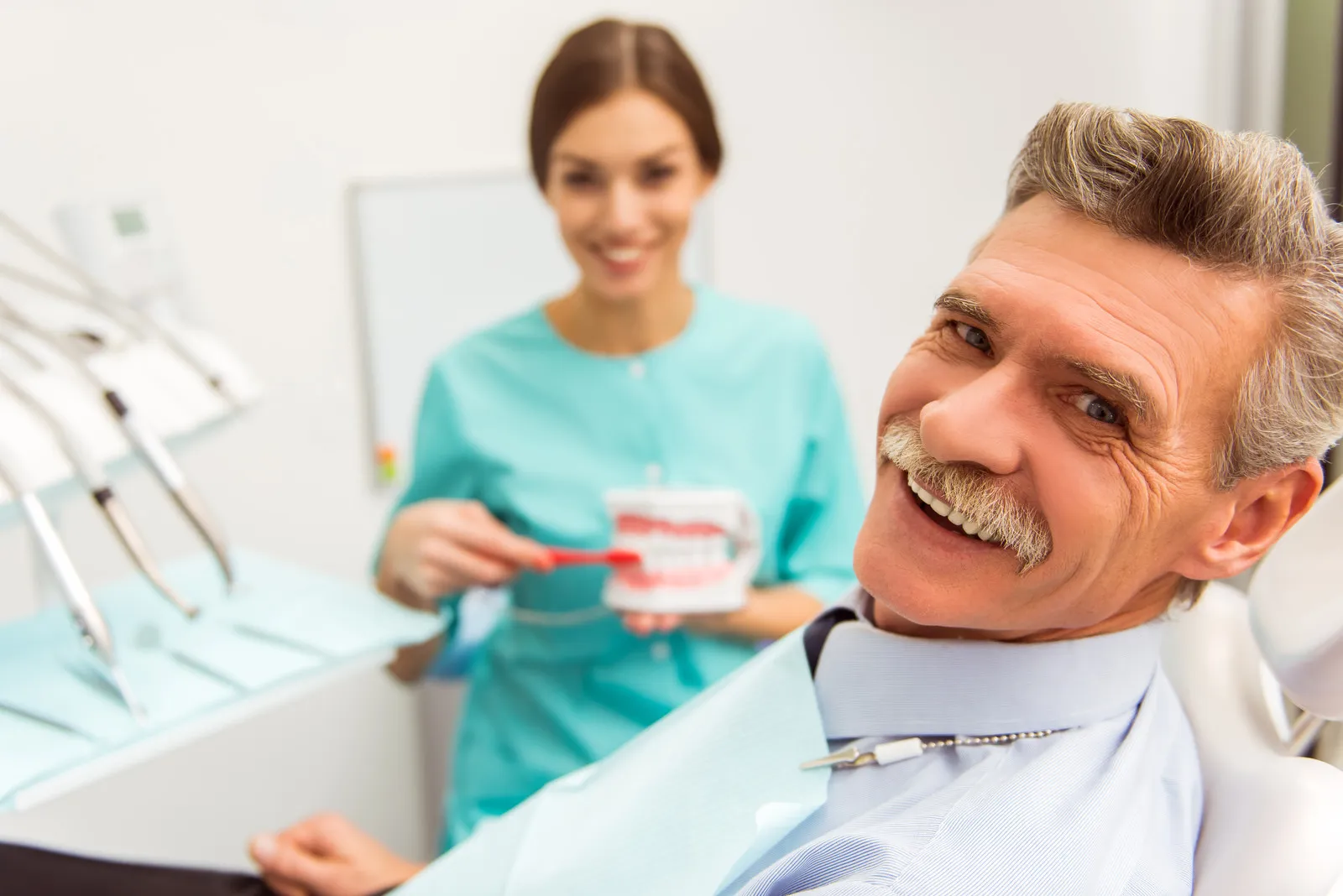 Dentists: Your Partners for a Smile with Dentures